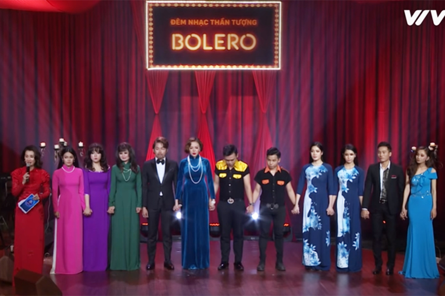 Xem full Thần tượng Bolero 2019 tập 7: HLV Ngọc Sơn Hồng Ngọc bùi ngùi chọn kẻ ở người đi